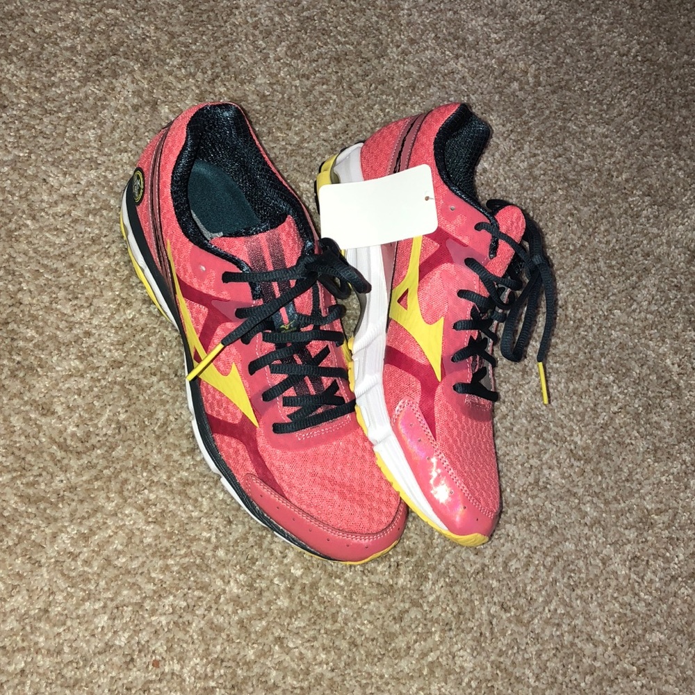 Running shoes